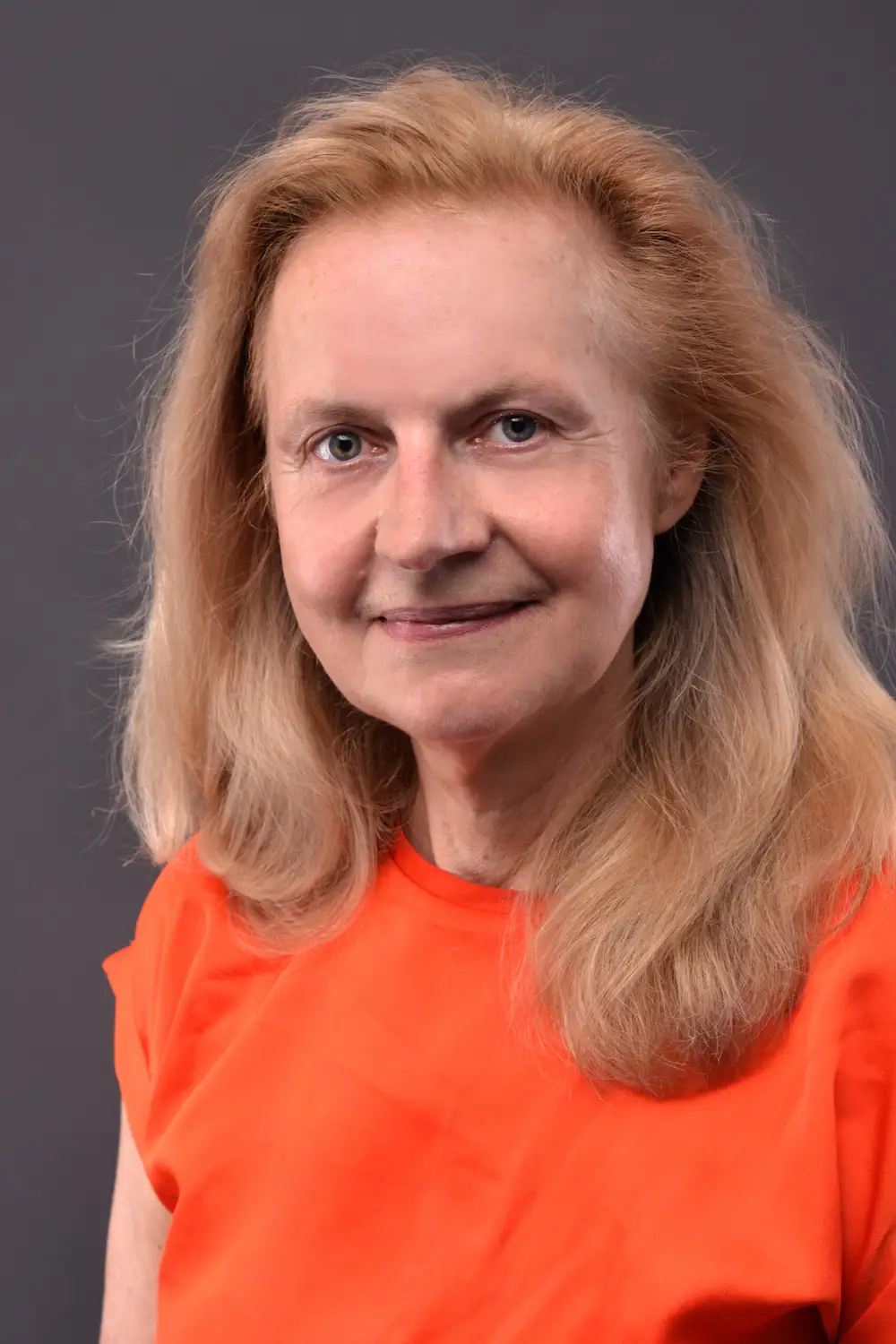 Porträt von Sabine Schmittroth